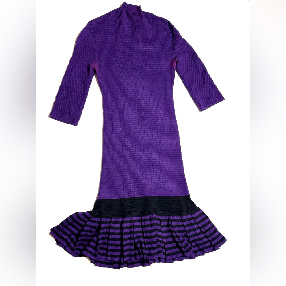 Karen Millen Purple and Black Ribbed Knit Dress Ruffle Hem Midi Size 1 Flawed - Picture 2 of 8